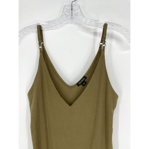 Wild Fable v-Neck Ribbed Sleeveless Bodysuit Size Large - Picture 4 of 7
